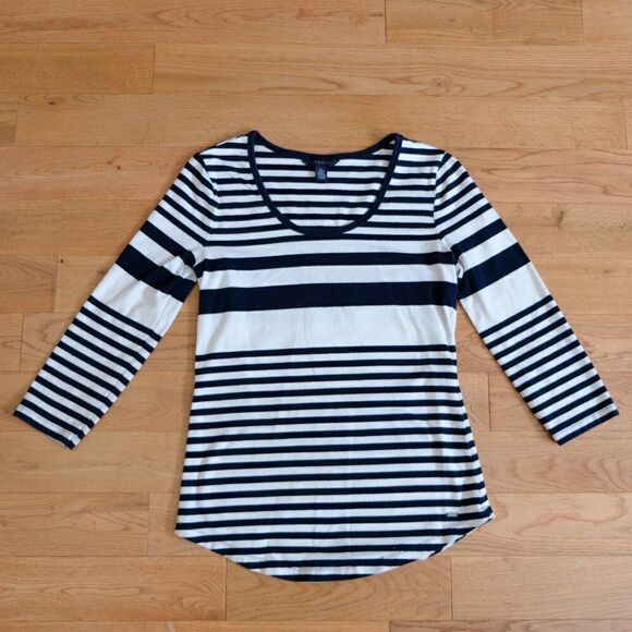 Tommy Hilfiger striped top 3/4 sleeve - Picture 1 of 5